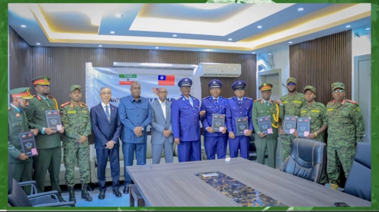 Saraakiil katirsan Ciidamada qaran oo deeq waxbarasho ka helay dalka Taiwan ayaa la sagootiyey