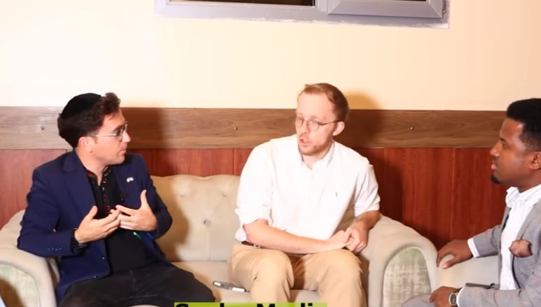 Nuxurka Waraysi Hargysa lagula yeeshay weriyaasha ka yimi Israaiil