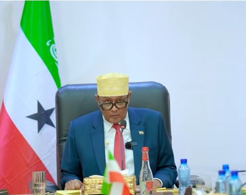 Madaxwayne Cirro oo bixiyay Deyn dhan 10 Milyan oo Somaliland lagu yeeshay 2024.