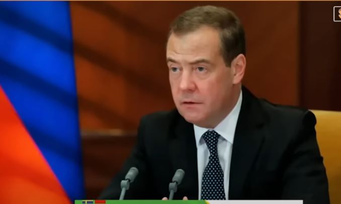 Ruushka oo sheegay in ay jiraan dalal badan oo madaxyada Nukliyeerka siinaya Iran