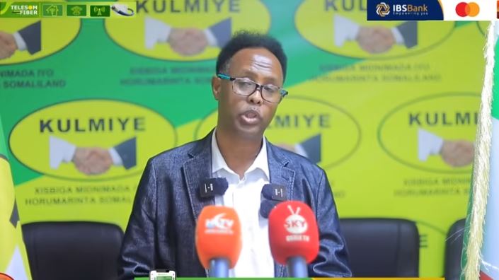 "Xukuumadu waxay ku lugleedahay arinta E-visa ha, cid gaara ayay ku naas nuujisaa " Xisbiga Kulmiye