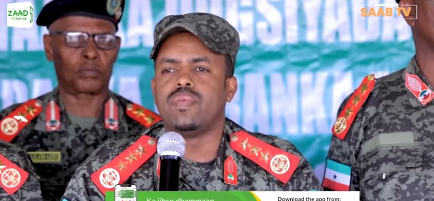 Daawo: Taliyaha Guud Qaranka oo Lix kun oo Ciidamo ah tababar ugu so xidhay SOOL