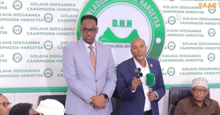 Daawo:  Qaabkii Xilka looga qaaday Maayir Mooge iyo kuxigenkiisii