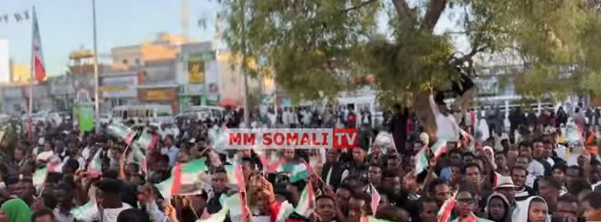 Daawo: Bannaanbaxyo Imaaraatka lagu Taageerayo oo ka socda Fagaaraha Khayriyada Hargeysa.