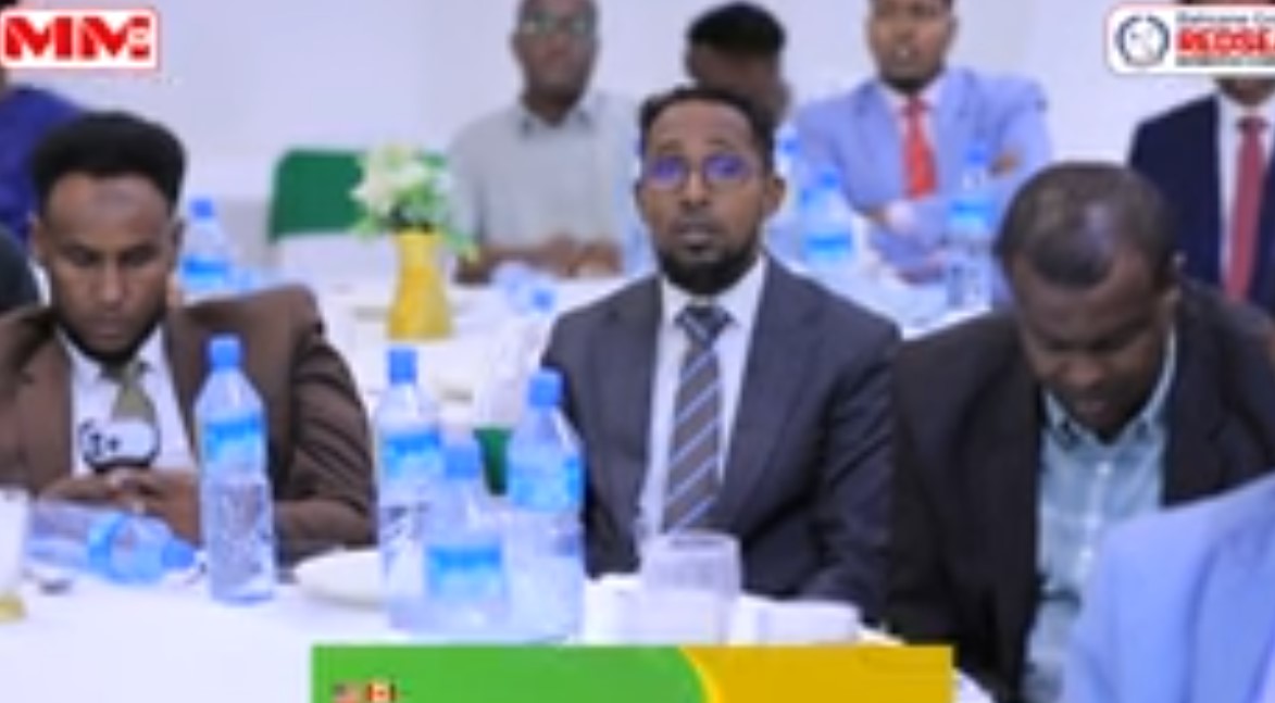 Kulanka Murashaxiinta iyo Daneeyayaasha Doorashooyinka oo ka wada hadlay diyaar-garowga Doorashooyinka