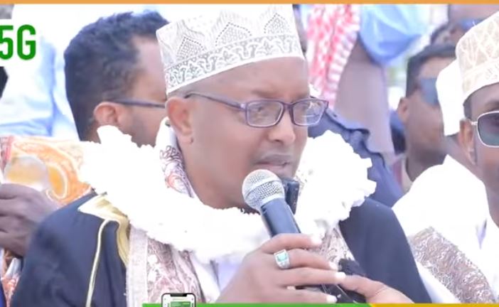Daawo: Qaabkii Cajiibka ahayd ee loo soo dhaweeyay Ugaas Cabdirashiid Ugaas Rooble