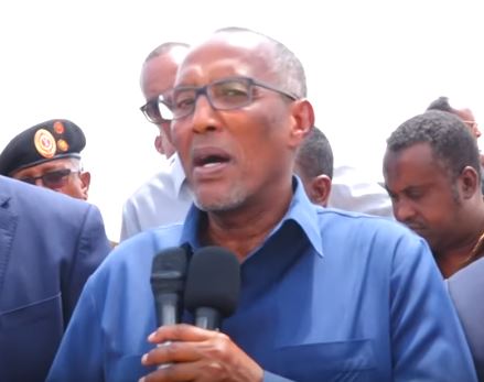 Gudaha:-Garoonkii Berbera ee in badan laga murmaayey ee Imaaraadku dhisayeen ee la-lahaa waa ciidan iyo ciidankani muxuu yahay, Ciidankii waan ka wareejiyey oo waa Shibil Maanta