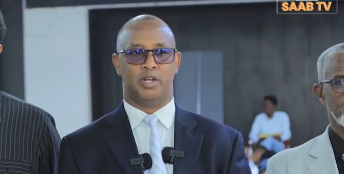 Hay'adda Shaqaalaha oo imtixaan shaqo gelin ah ka qaadaysa shaqaalihi kumelgaadhka ahaa ee Hay'adda Wadooyinka