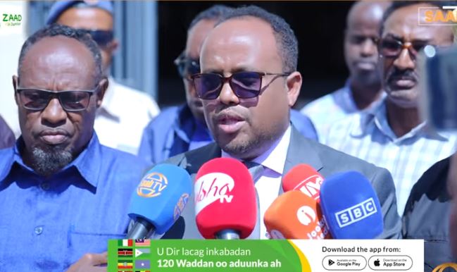 Maxay ka wada hadleen golaha guurtida iyo wasiirka ganacsigu?