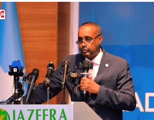Daawo: Somalia oo isku canaanaysa waxa somaliland loogu yeedhan la yahay si ay doorashoyinka iyo dimuqradiyada uga caawiyan