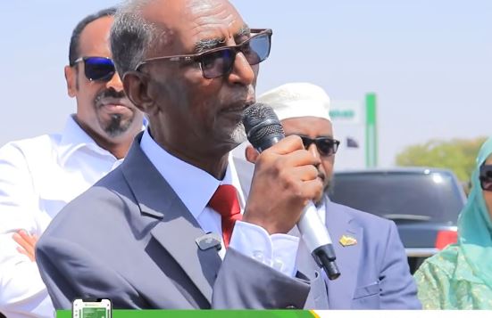Xukuumadda oo Xubno Xildhibaano ah oo laascaanod ka yimi soo dhoweysay