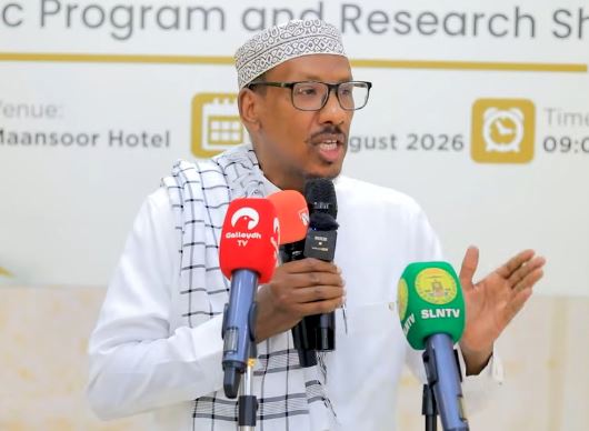 Sh Almis Yaxye oo Fagaare qoorweynta siyaasadu fadhido ka sheegay war cusub