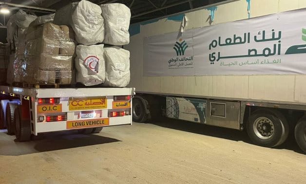 Imaaraatka, Baxrayn iyo Kuwait oo raashin lagu gaadhsiiyey baabuur