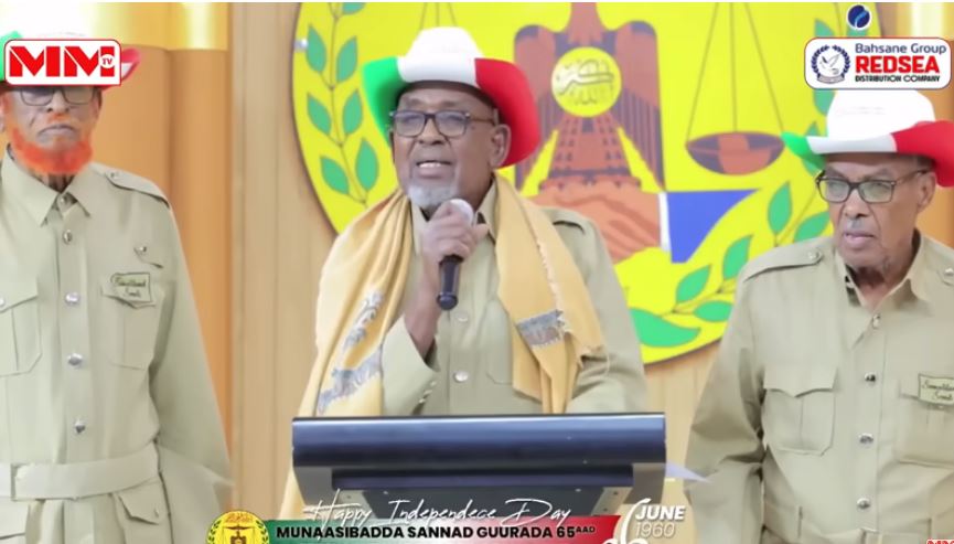 Daawo: Odayaashi lasoo shaqeeyey ingiriiska ee saraakiisha mid kamida oo ka shekeyey sidii ingirisku uga baxay somalilan