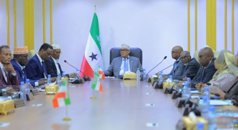 Shirka Golaha Wasiiradda oo lagu ansixiyey xeerka Kalluumaysiga Jamhuuriyadda Somaliland. Shirka Golaha Wasiiradda oo lagu ansixiyey xeerka Kalluumaysiga Jamhuuriyadda Somaliland.