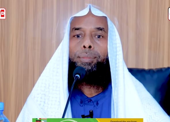 Mid kamida culumada waaweyn ee togdheer oo ka hadlay siyaasada la diimeynayo