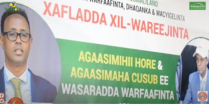 Daawo:Agaasimha Cusub ee Wasaaradda Warfaafinta oo Xilkii kala Wareegay Agaasimihii Hore ee Wasaaraddaasi.