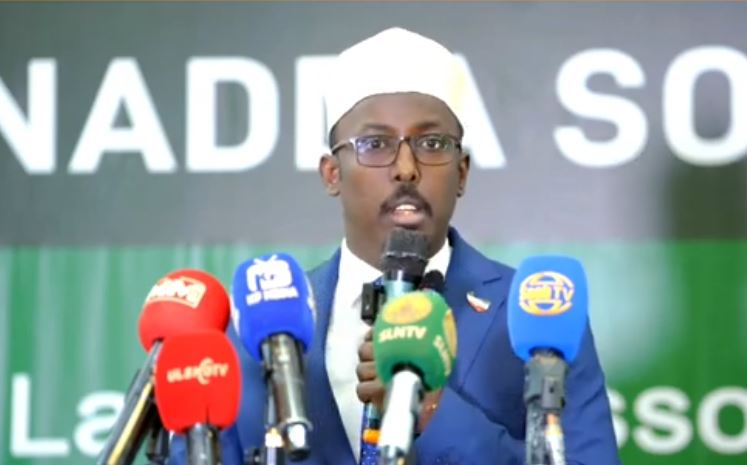 Wasiirka Caddaalada oo shacabka usoo jeediyey inay sharciga bartaan Dhammaantod